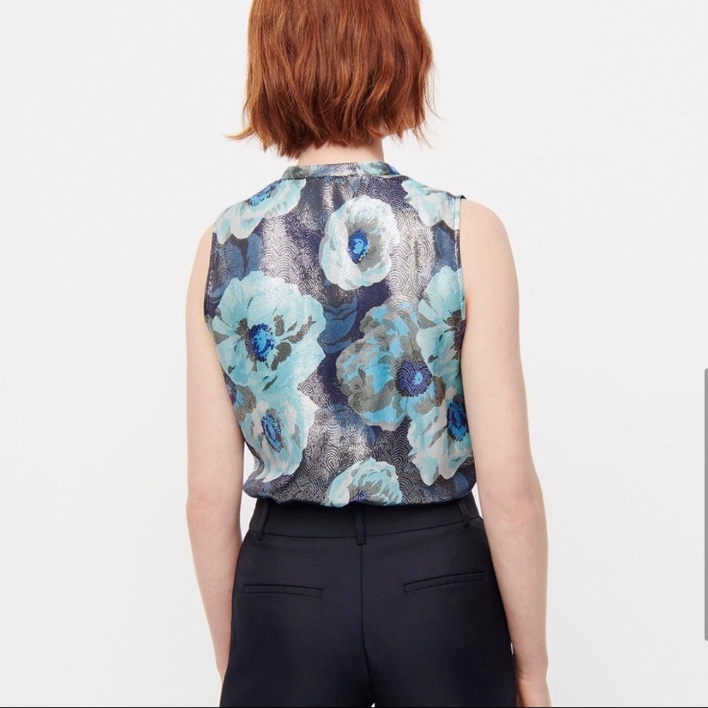 ✨HP✨ [J. Crew] Gorgeous Ruffle-Front Top - Picture 9 of 10